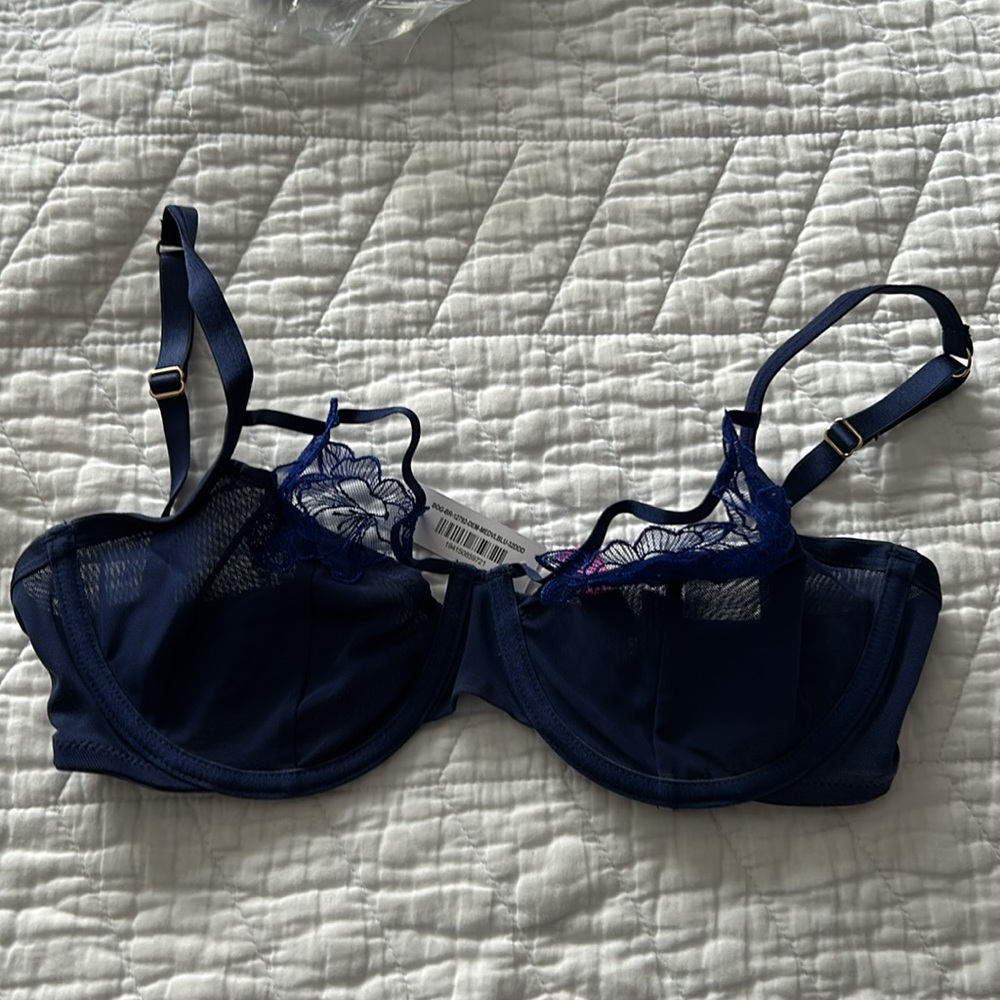 Adore me bra - Picture 2 of 6